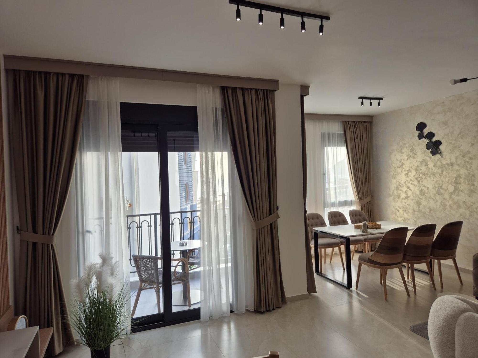 Vienna Luxury Apartments Добра-Вода Экстерьер фото