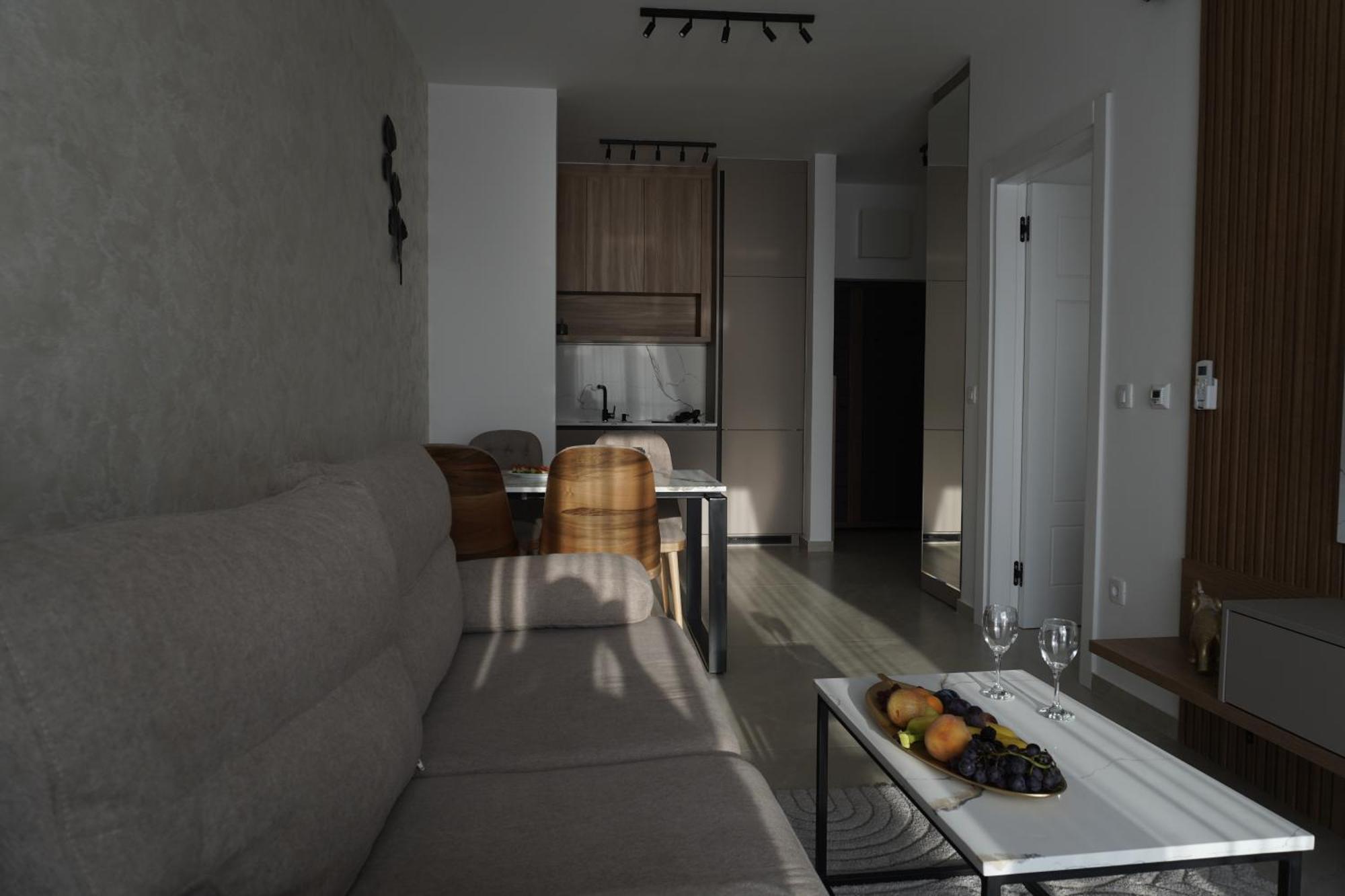 Vienna Luxury Apartments Добра-Вода Экстерьер фото